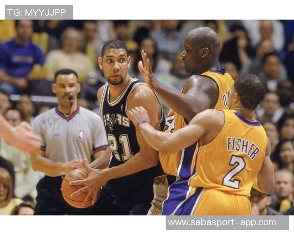 鲨梦对决谁更强霍里评选建队首选奥尼尔与大梦的传奇之争